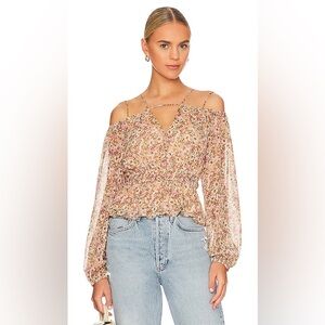 ASTR the label Floral Women's Top with Long Sleeves
